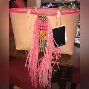 Beautiful NWT Leather Consuela Tote
